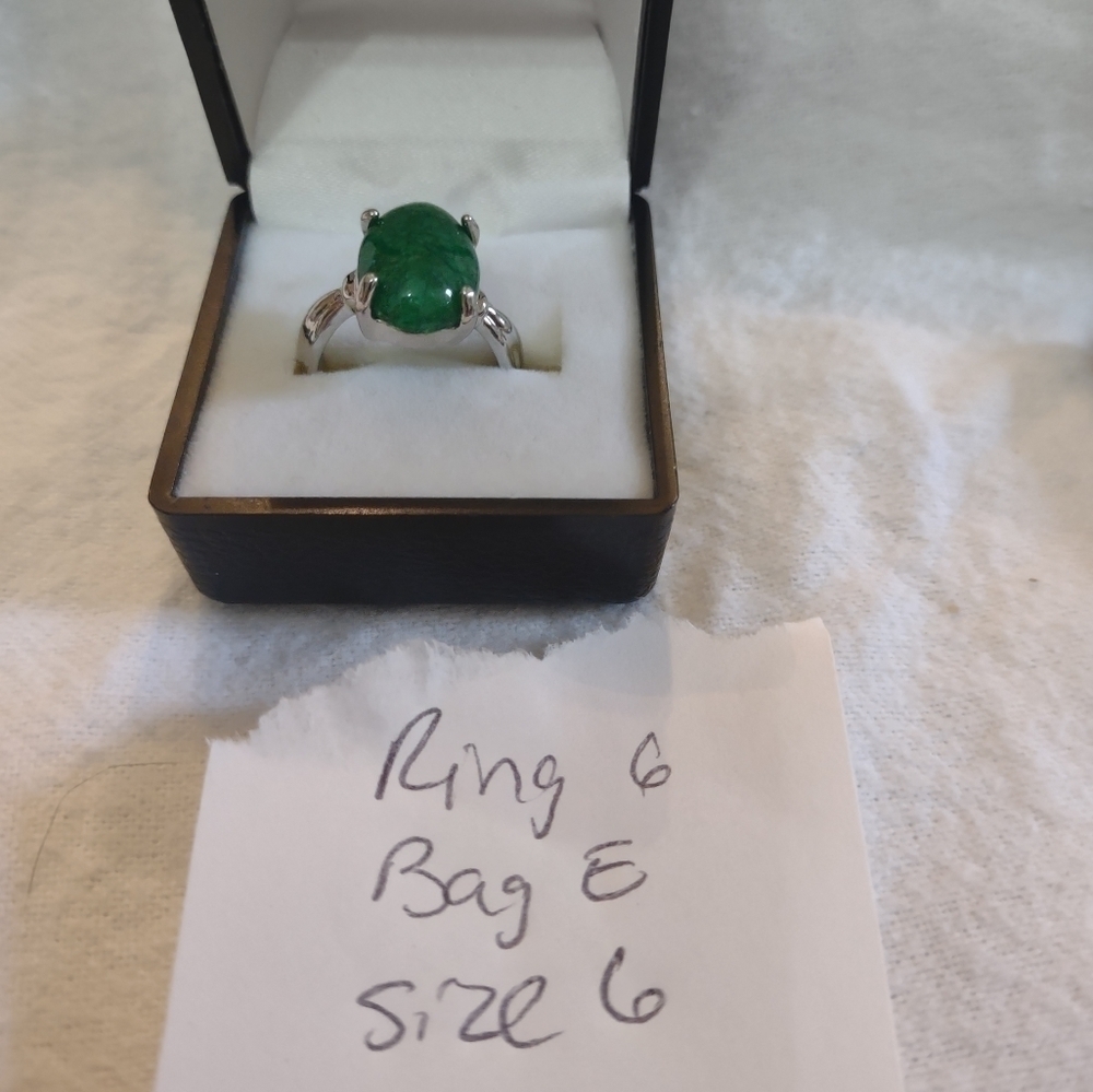 New women's metallic green size 6 ring - Picture 4 of 4